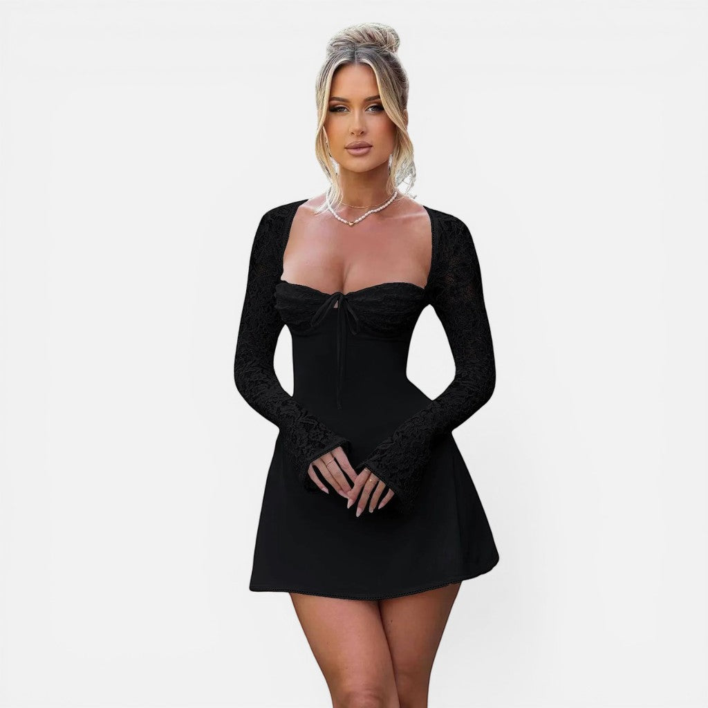 Laurior | Robe Mini en Dentelle Coupe Ajustée Dos Nu à Lacets pour Femme, élégante et raffinée en dentelle.
