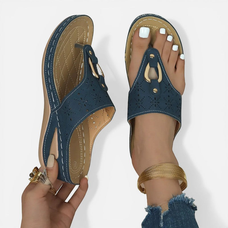 Laurior | Tongs compensées pour femme à semelle légère en caoutchouc avec design élégant et confortable.