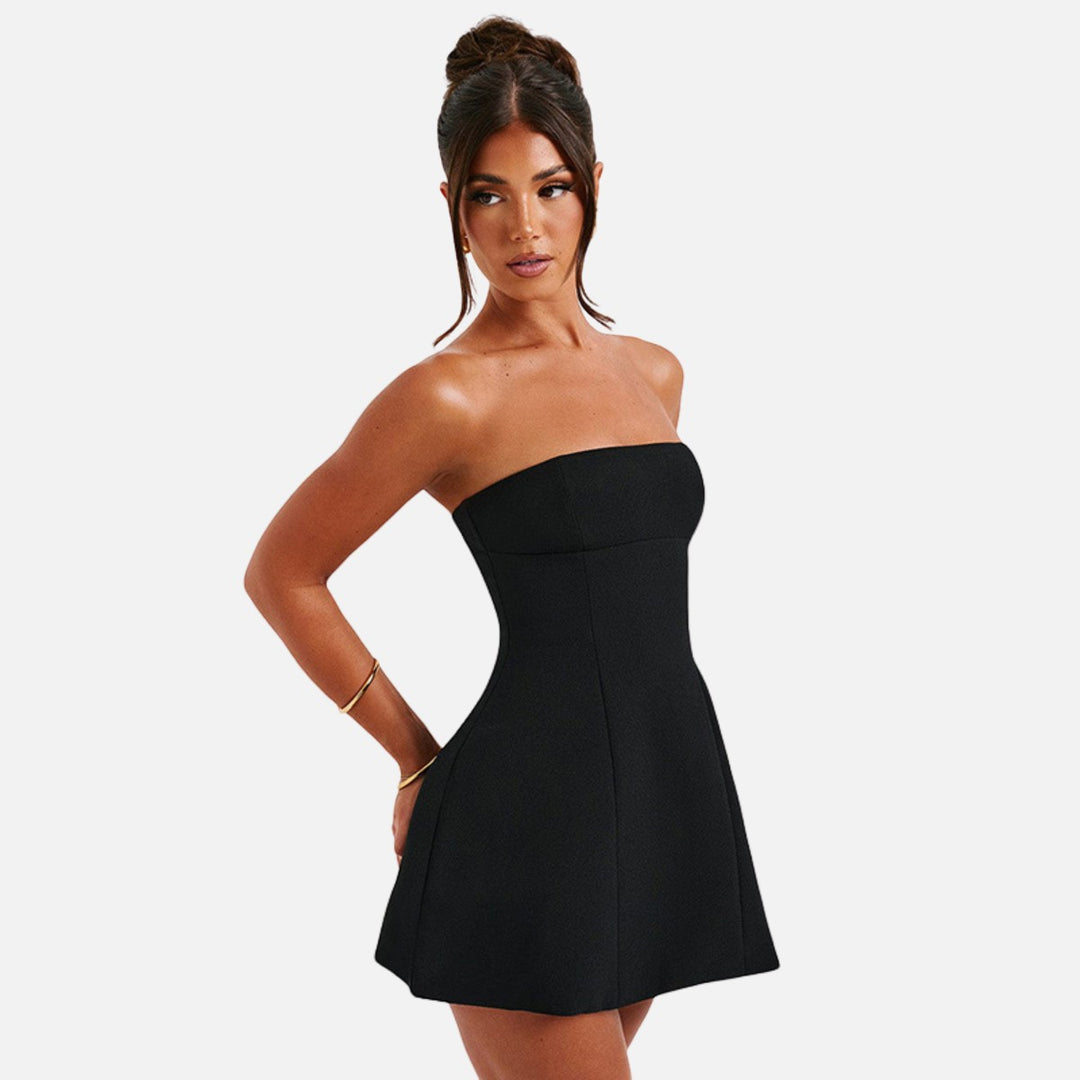 Laurior | Robe Tube Blanche Femme Taille Haute Mini Été en noir, élégante coupe bustier pour soirées d'été.