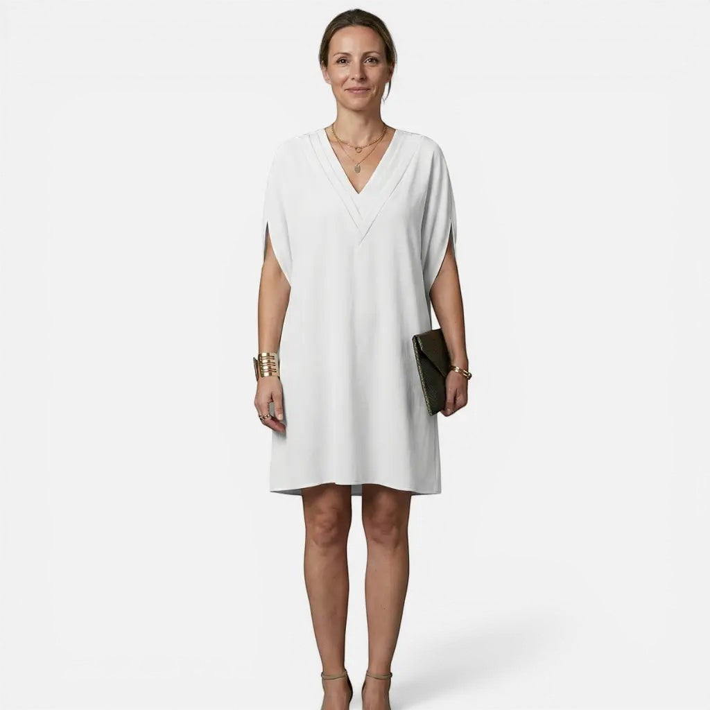 Laurior | Robe midi plissée élégante à col en V pour femme, modèle blanc avec encolure en V et manches chauve-souris.