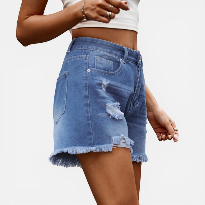 Laurior | Short en jean bleu taille mi-haute coupe droite pour femme, denim bleu délavé avec finitions usées.