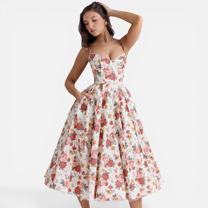 Laurior | Robe longue formelle pour femme, élégante et légère, tenue de soirée, fleurs roses et blanches.