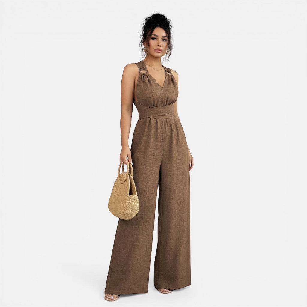 Laurior | Combinaison habillée dos nu pour femme, coupe large portée par modèle avec sac.
