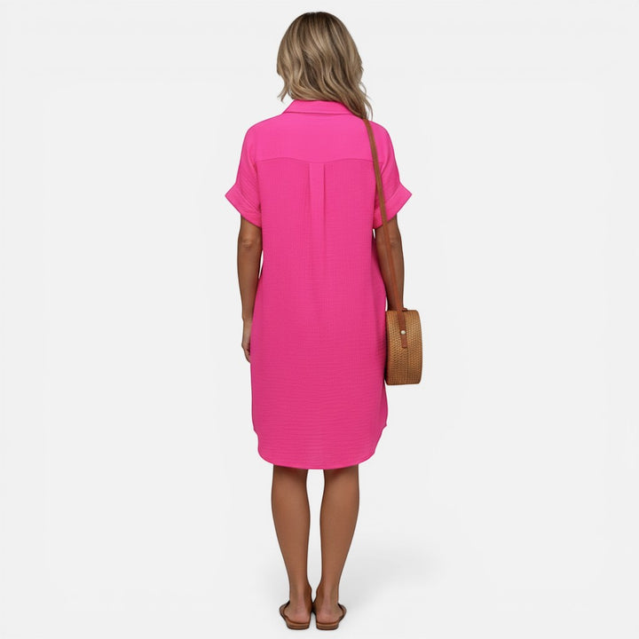 Laurior | Robe légère pour femme, tenue décontractée pour tous les jours vue arrière en rose avec sac en osier.
