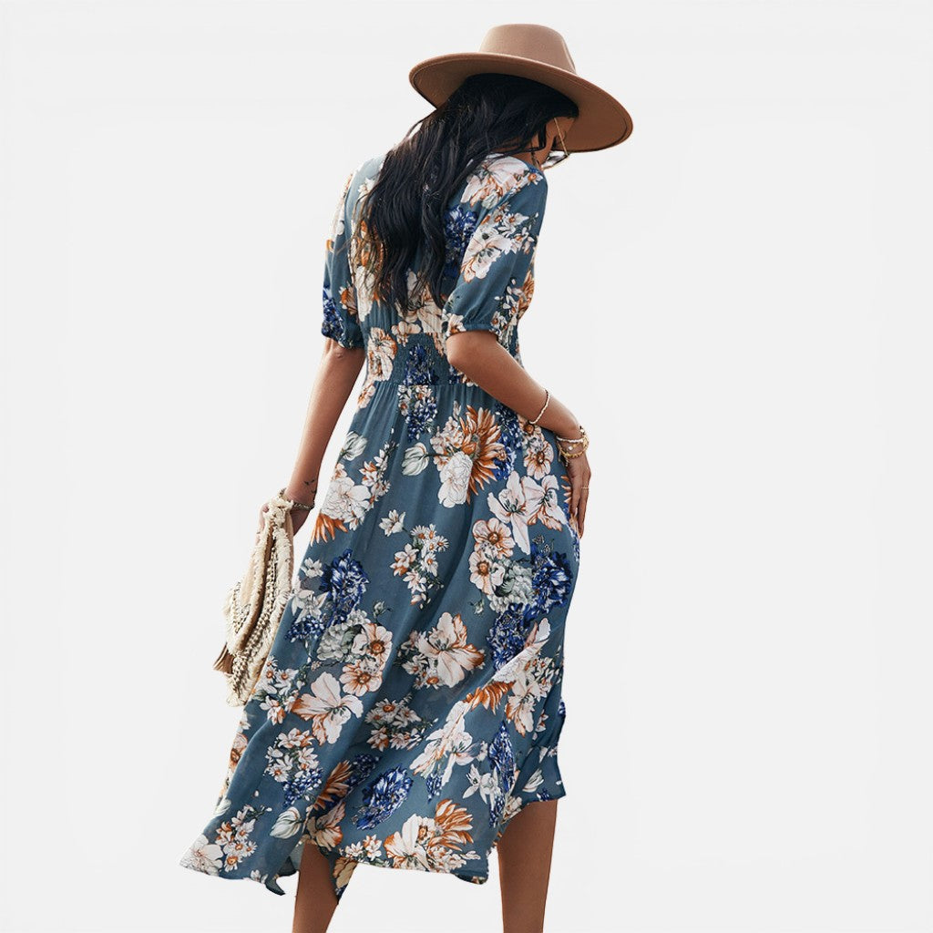 Laurior | Robe d'été légère pour femme, idéale pour les vacances, design floral avec un chapeau.