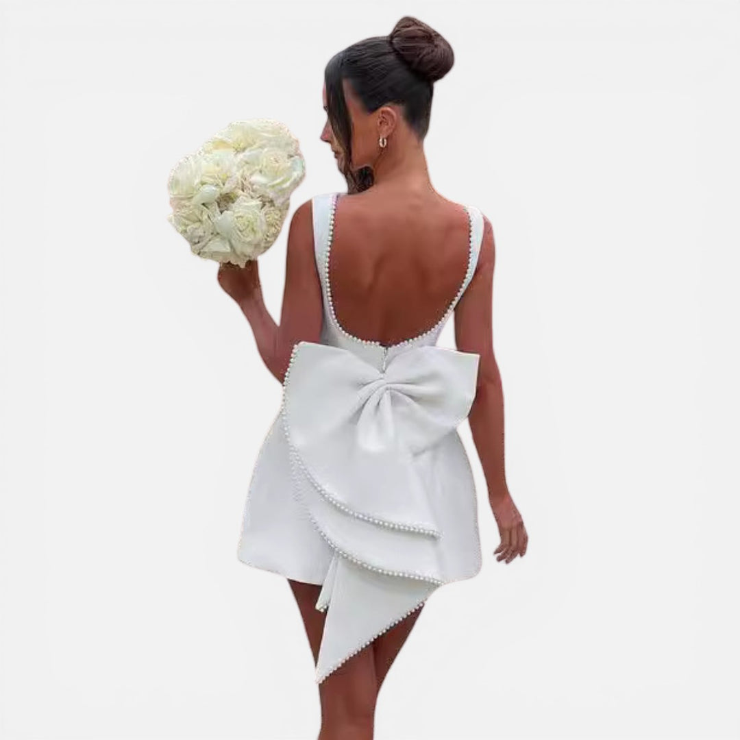 Laurior | Robe femme sans manches dos nu coupe A-line à l’élégance raffinée, avec un nœud perlé au dos.