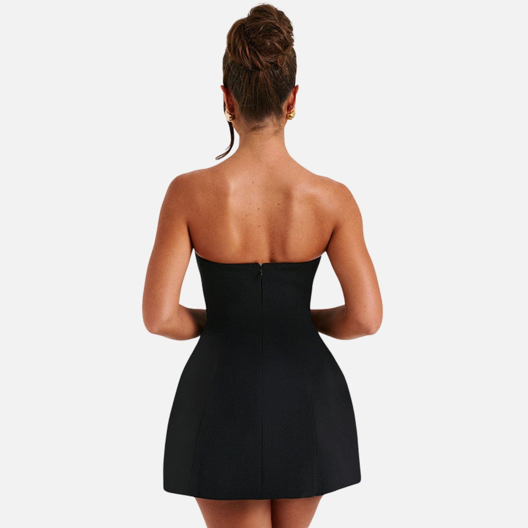 Laurior | Robe Tube Blanche Femme Taille Haute Mini Été vue arrière avec bustier élégant et jupe courte.