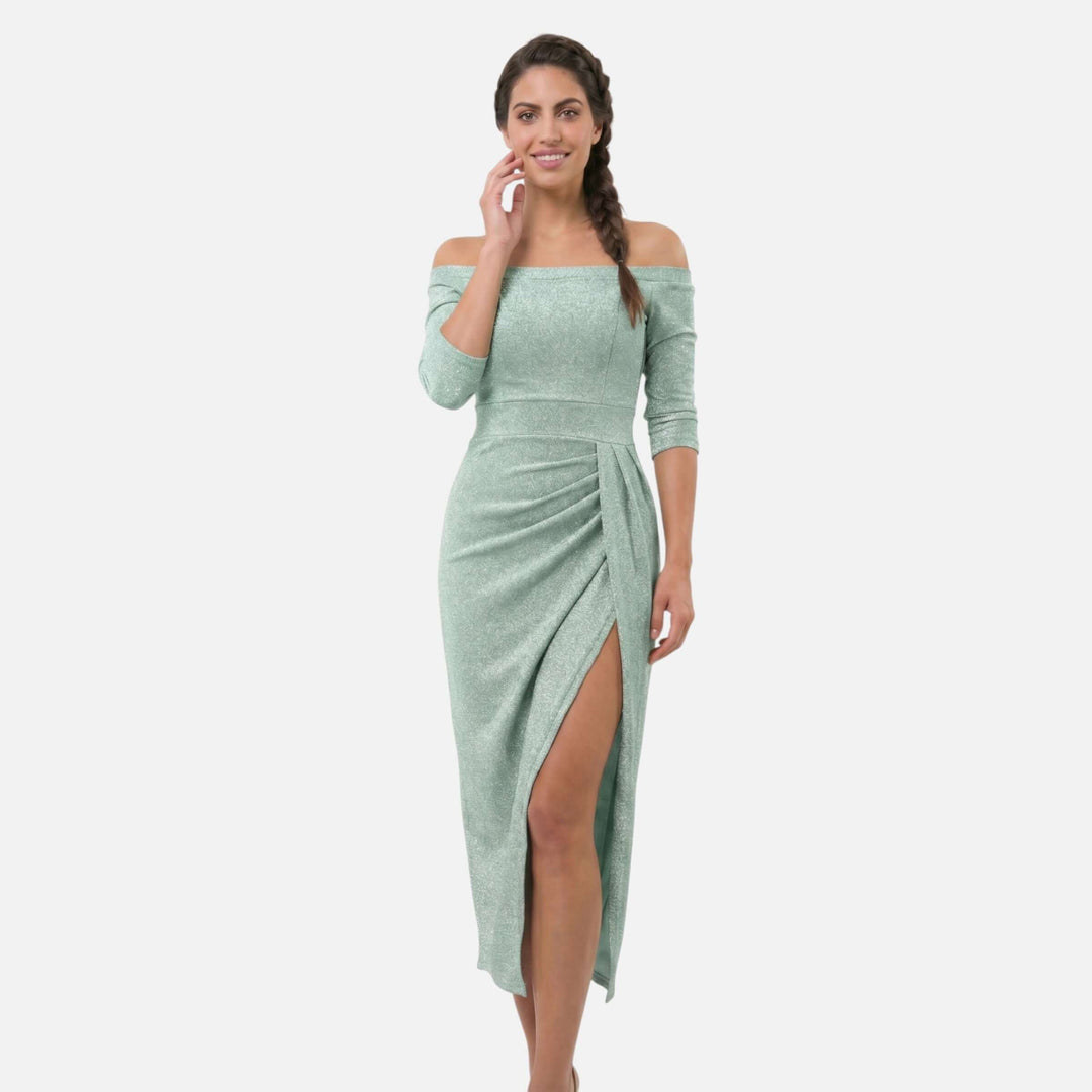 Laurior | Robe midi épaules dénudées drapée fente élégante pour femme, style sophistiqué en vert.